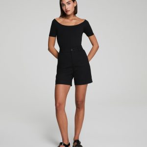 SPANXsupersmooth?  Stretch Twill Short. 7 | Classic Black