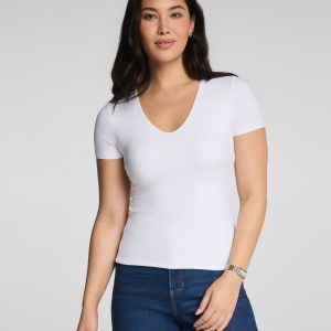 SPANXsmooth?  Jersey V-Neck Tee | Classic White