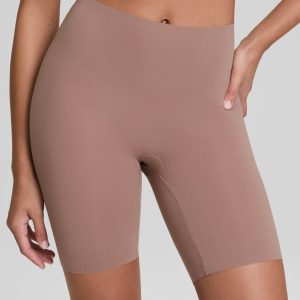 SPANXsmooth?  Fit-To-You Mid-Thigh Short