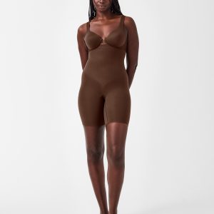 SPANXsculpt?  Seamless Power High-Waisted Mid-Thigh Short | Chestnut Brown