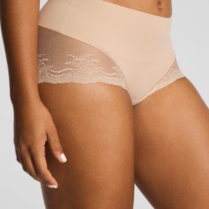 SPANXsupersmooth?  Undie-tectable? Lace Hi-Hipster | Chai