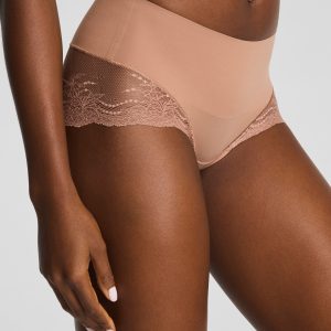 SPANXsupersmooth?  Undie-tectable? Lace Hi-Hipster | Cinnamon